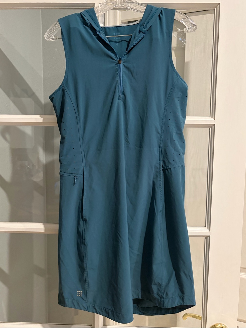 Title nine Boom Sleeveless Hooded Active Dress in Teal Blue UPF50+